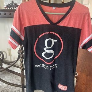 Garth Brooks tee shirt